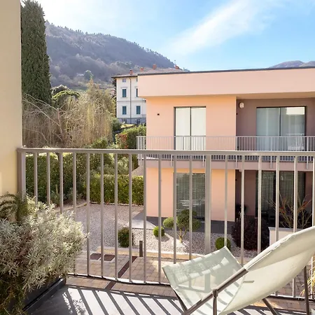 Aria - Elegant Boutique With Panoramic View - Includes Private Parking, Early Arrival & Late Departure Apartman *