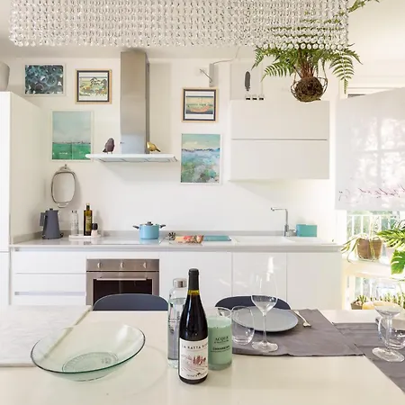 Aria - Elegant Boutique With Panoramic View - Includes Private Parking, Early Arrival & Late Departure Apartamento Bellagio